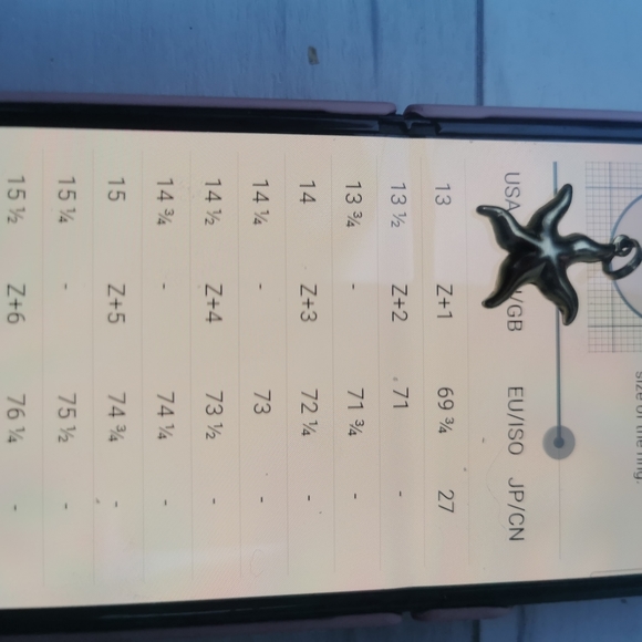 Starfish  Gold Pendant - Picture 4 of 4